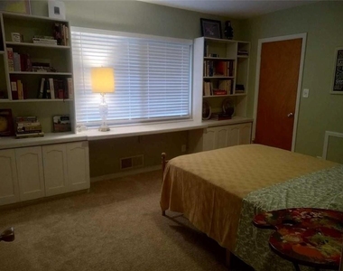 1224 Poplar Grove Drive Ne - Photo Thumbnail 16