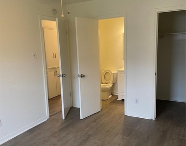 9324 Nyssa Street - Photo Thumbnail 8