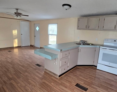 420 County Road 444 - Photo Thumbnail 2