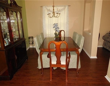1402 Hunter Ridge Court - Photo Thumbnail 1