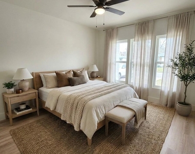 4607 Englewood Street - Photo Thumbnail 20