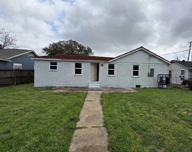 4607 Englewood Street - Photo Thumbnail 30