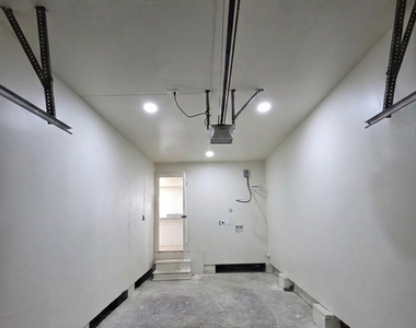 4607 Englewood Street - Photo Thumbnail 29