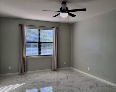 2322 Sw 27th Street - Photo Thumbnail 24