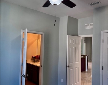 2322 Sw 27th Street - Photo Thumbnail 20