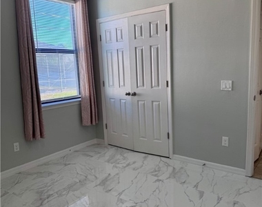 2322 Sw 27th Street - Photo Thumbnail 19