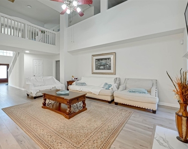 3822 Willow Stone Court - Photo Thumbnail 2