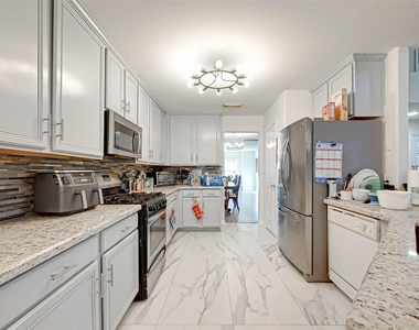 3822 Willow Stone Court - Photo Thumbnail 6