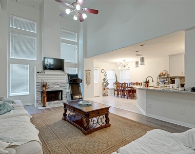 3822 Willow Stone Court - Photo Thumbnail 3