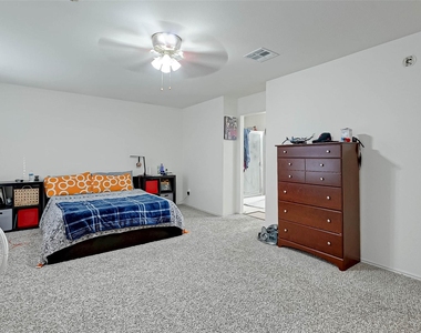 3822 Willow Stone Court - Photo Thumbnail 9