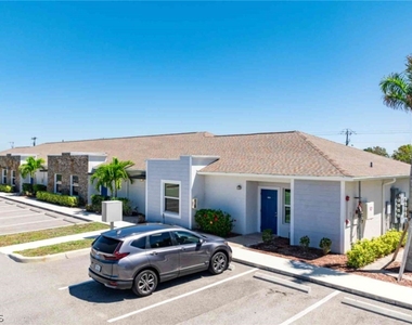 3313 Sw 8th Place - Photo Thumbnail 21