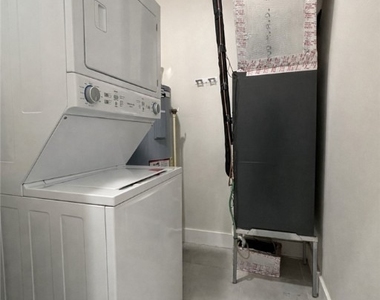 3313 Sw 8th Place - Photo Thumbnail 17
