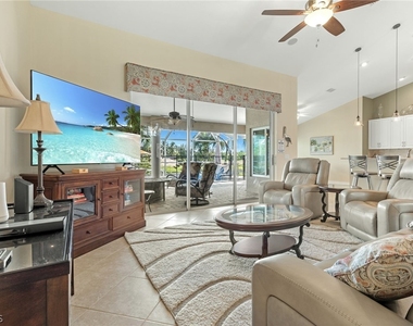 2013 Sw 31st Terrace - Photo Thumbnail 4