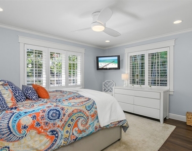 549 7th Avenue N - Photo Thumbnail 12
