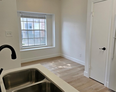 2626 Holly Hall Street - Photo Thumbnail 6