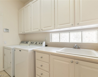 28329 Moray Drive - Photo Thumbnail 14
