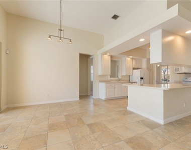 28329 Moray Drive - Photo Thumbnail 10