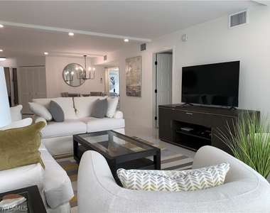 4082 Belair Lane - Photo Thumbnail 15