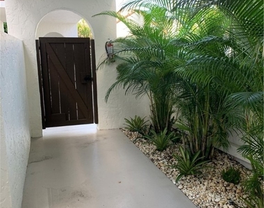 4082 Belair Lane - Photo Thumbnail 1