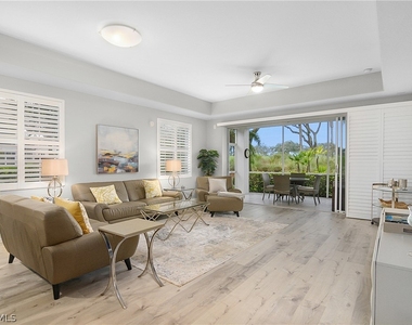 3099 Lancaster Drive - Photo Thumbnail 2
