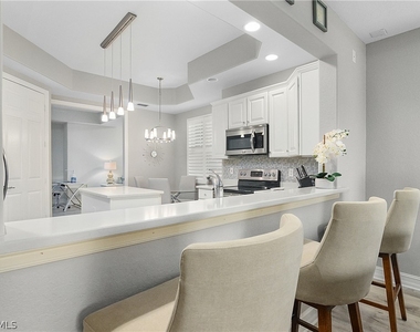 3099 Lancaster Drive - Photo Thumbnail 5