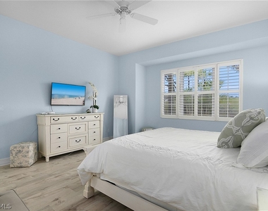 3099 Lancaster Drive - Photo Thumbnail 9
