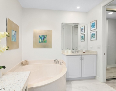 3099 Lancaster Drive - Photo Thumbnail 14