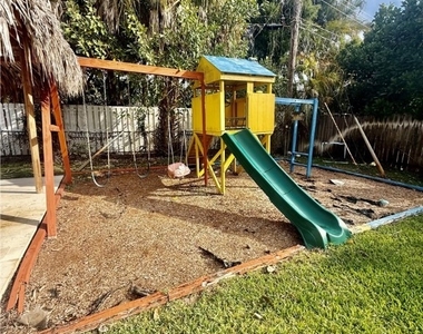 733 Pine Cone Lane - Photo Thumbnail 33