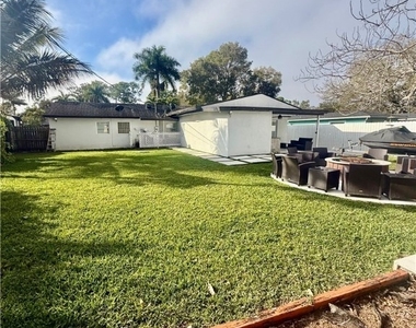 733 Pine Cone Lane - Photo Thumbnail 37