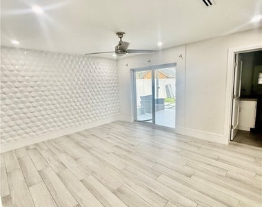 733 Pine Cone Lane - Photo Thumbnail 16