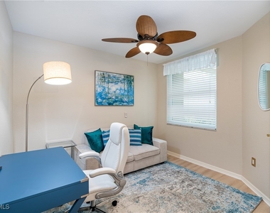 4680 Hawks Nest Way - Photo Thumbnail 15
