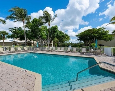4680 Hawks Nest Way - Photo Thumbnail 38