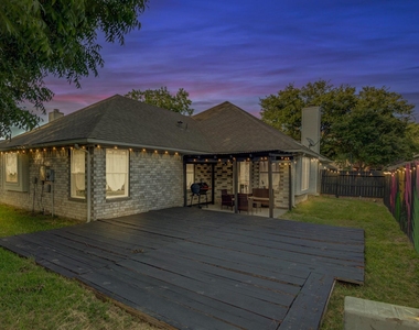 8222 Viny Ridge Drive - Photo Thumbnail 27