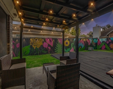 8222 Viny Ridge Drive - Photo Thumbnail 26