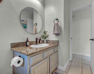 8222 Viny Ridge Drive - Photo Thumbnail 23