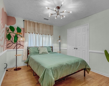 8222 Viny Ridge Drive - Photo Thumbnail 15