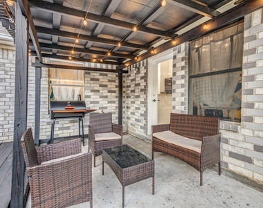 8222 Viny Ridge Drive - Photo Thumbnail 25