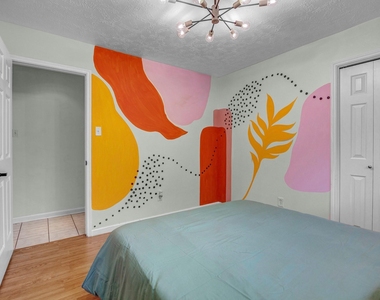 8222 Viny Ridge Drive - Photo Thumbnail 16