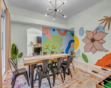 8222 Viny Ridge Drive - Photo Thumbnail 4