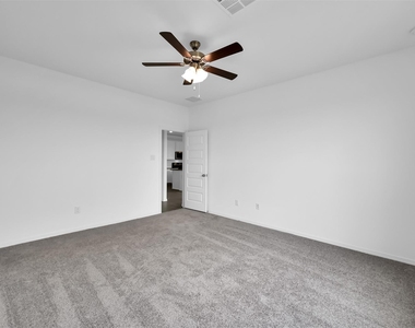 9699 Caney Trails Road - Photo Thumbnail 7