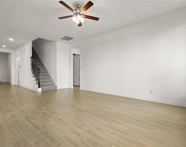 2064 Terra Rose Dr - Photo Thumbnail 11