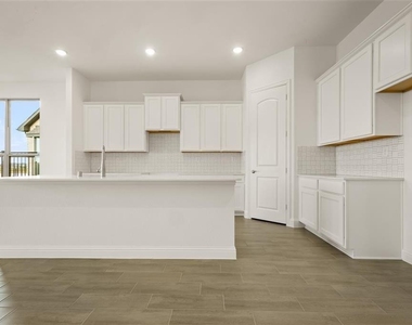 2064 Terra Rose Dr - Photo Thumbnail 22