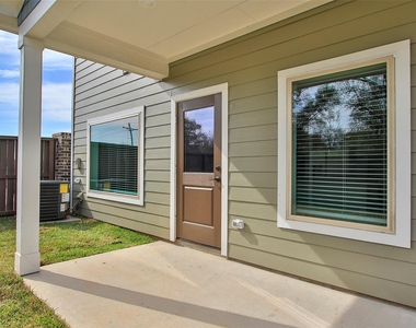 14010 Longstreet Road Road - Photo Thumbnail 36