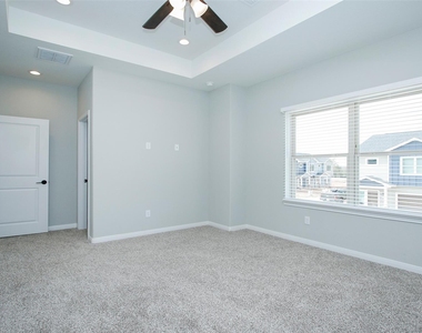 14010 Longstreet Road Road - Photo Thumbnail 24
