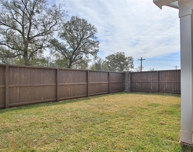 14010 Longstreet Road Road - Photo Thumbnail 42