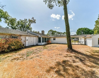 3423 Ozark Street - Photo Thumbnail 10