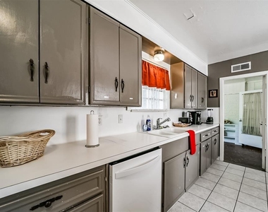 3423 Ozark Street - Photo Thumbnail 42