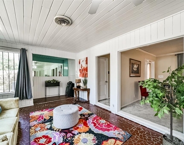 3423 Ozark Street - Photo Thumbnail 34