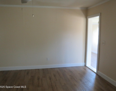 1690 Elizabeth Avenue - Photo Thumbnail 12