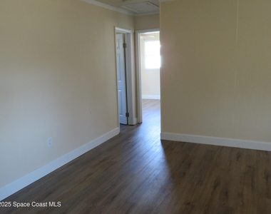 1690 Elizabeth Avenue - Photo Thumbnail 13